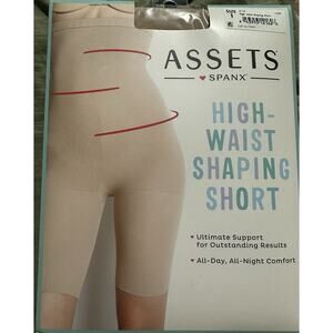 Assets by Spanx Size 1 High Waist Shaping Short Targets Tummy Hips And Thighs